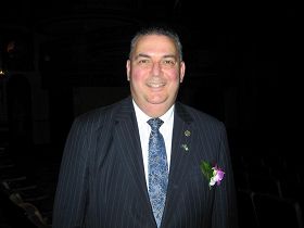 '纽省Ryde市长Etme kdjian'