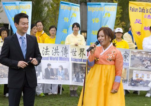图：韩国女学员介绍劝中国人退<span