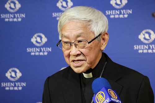 天主教香港教区枢机主教陈日君,表示很希望神韵能到香港演出。