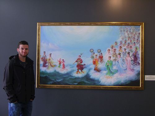 '图2:Simon说,画作非常美,带着光明,令人震撼。'