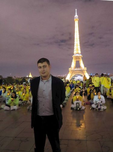 '图6:Aziz说,共产党一直都是对无辜的人进行迫害。'