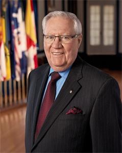 '图1:萨斯喀彻温省(Saskatchewan)省督Thomas?Molloy'
