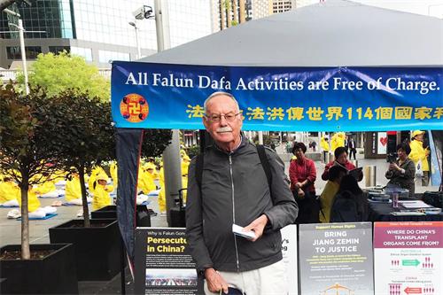 让·波拉辛(Jean Bo Racine)先生表示:我反对活摘器官,它是邪恶的