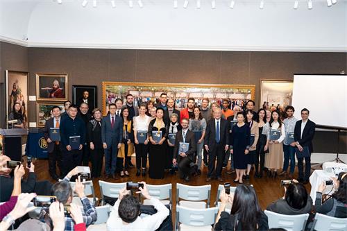 '图2：2019年第五届新<span