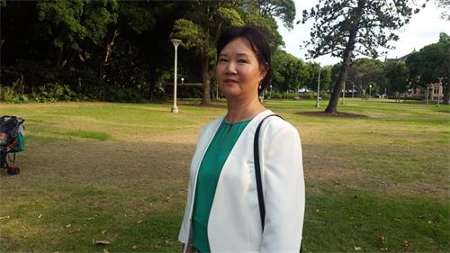 '图9:大法弟子翟女士珍惜这万古难遇的修炼机缘'