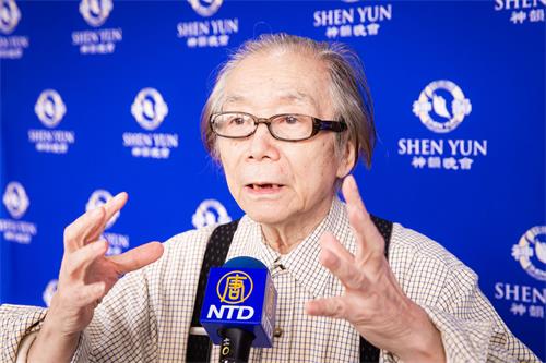 图7:中国国际美术协会顾问、台湾知名书画家陶晴山,四月十八日下午于基隆文化中心演艺厅观赏神韵。