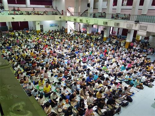 '图1~2:二零一九年七月七日,台湾法轮功(又称法轮大法)学员再度相聚,通过学法交流,学法交流,让彼此在修炼上比学比修、在讲真相上更加精進不已。'