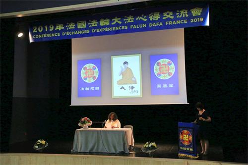 '图2~6:学员交流'