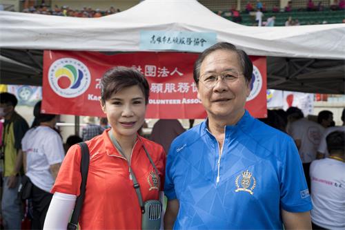 图12:千禧国际同济会前会长陈思华(左)伉俪。
