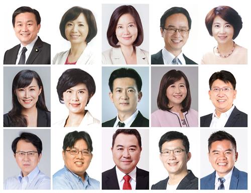 '图1:参与跨国联合声明的十五位跨党派立法委员(按姓氏笔画排列),第一排从左至右:台南市王定宇、台中市何欣纯、台北市吴思瑶、高雄市李昆泽、不分区周春米;第二排从左至右:台南市林宜瑾、高雄市林岱桦、台南市林俊宪、台北市林奕华、新竹县林思铭;第三排从左至右:高雄市邱志伟、不分区邱显智、苗栗县徐志荣、台中市张廖万坚、不分区庄瑞雄。'