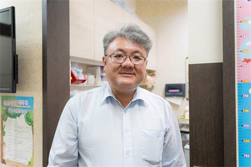 '图8:高雄著名医师朱家煌表示,法轮功是在我所认知的宗教当中,最理性、最温和,最融入社会环境,很正派的一个宗教。'