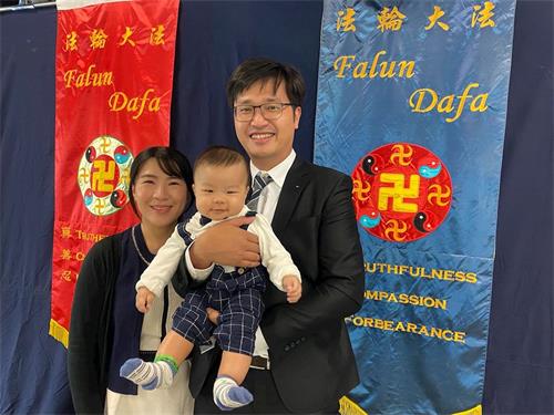 '图8:叶先生夫妻在照顾儿子过程中,体悟到不要看同修的不足。'