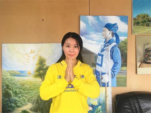 '图5:法轮功学员刘芮杉恭祝师尊过年快乐!'