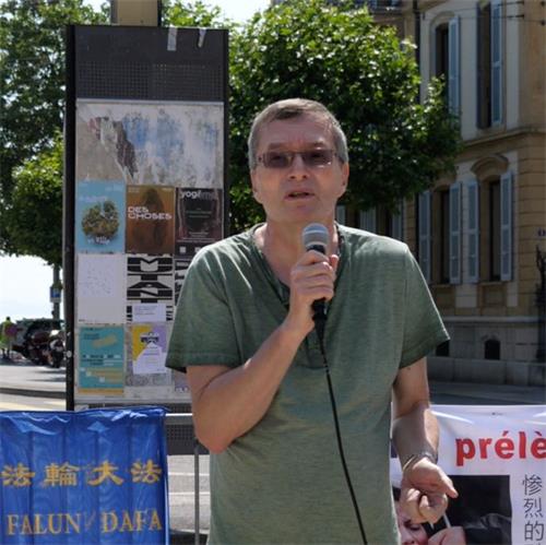 '图5:纳沙泰尔市大议会前议长让·保罗·韦特斯坦(Jean Paul Weittstein)'