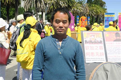 图30:彭正平先生说,法轮功学员都非常善良