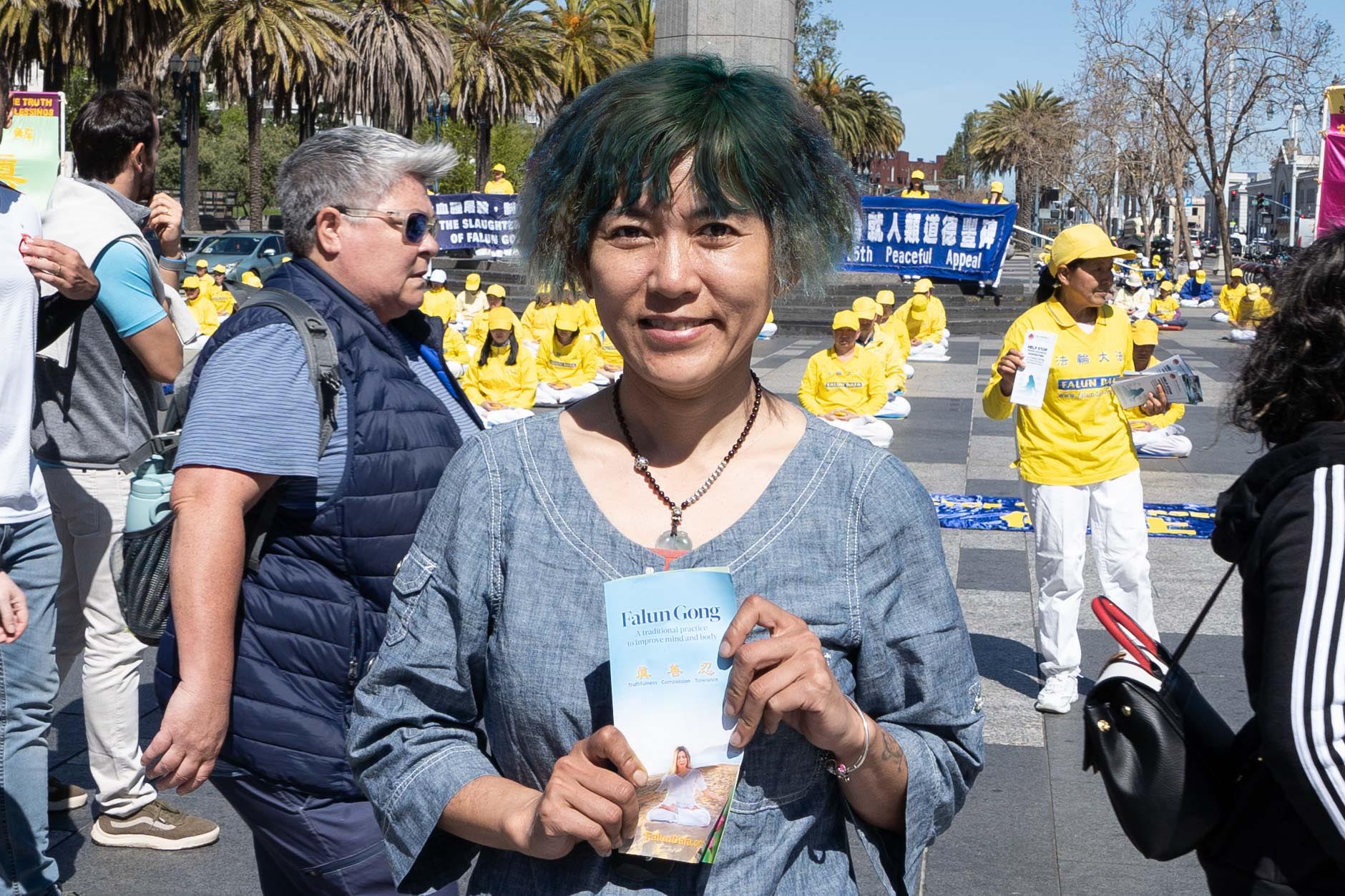 图2:大陆新移民苏女士表示,法轮功非常祥和