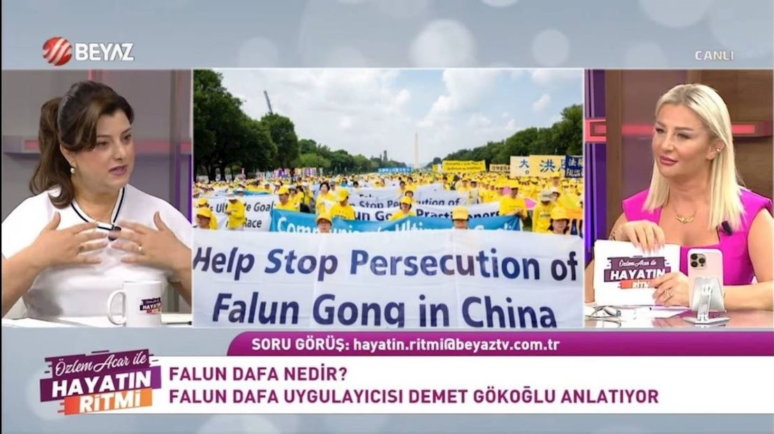 '图5:法轮功学员(左)受邀上土耳其国家电视台(BeyazTV)的“厄兹莱姆-阿卡尔的生活节奏”节目,介绍法轮大法及中共迫害法轮功的真相。'
