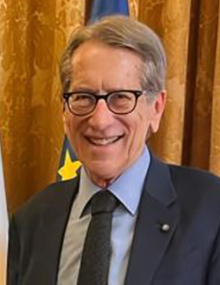 '图1:朱利奥·特尔齐Giulio Terzi)'