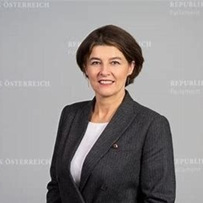 图4:奥地利全国委员会委员伊丽莎白-格茨(Elisabeth Götze)博士。