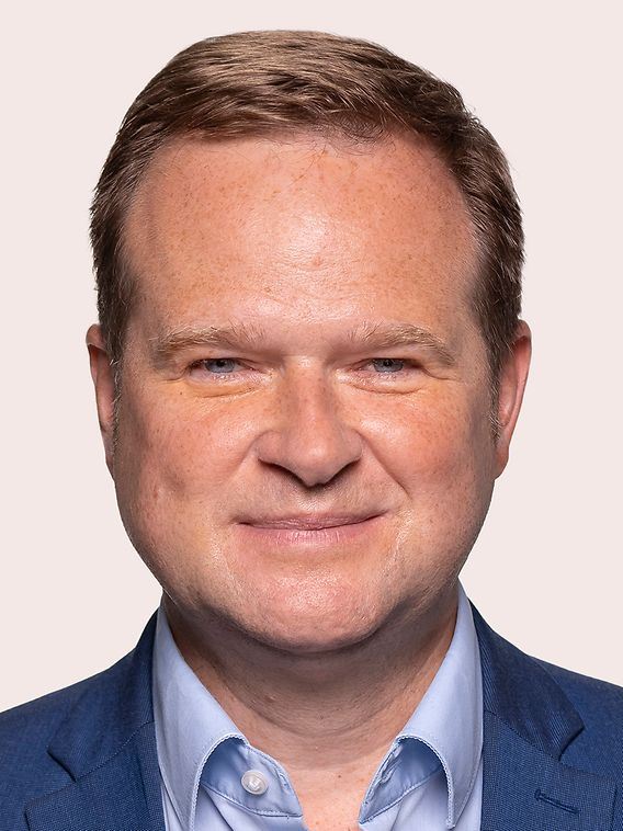 '图2:德国社民党(SPD)国会议员弗兰克‧施瓦博(Frank Schwabe)。'