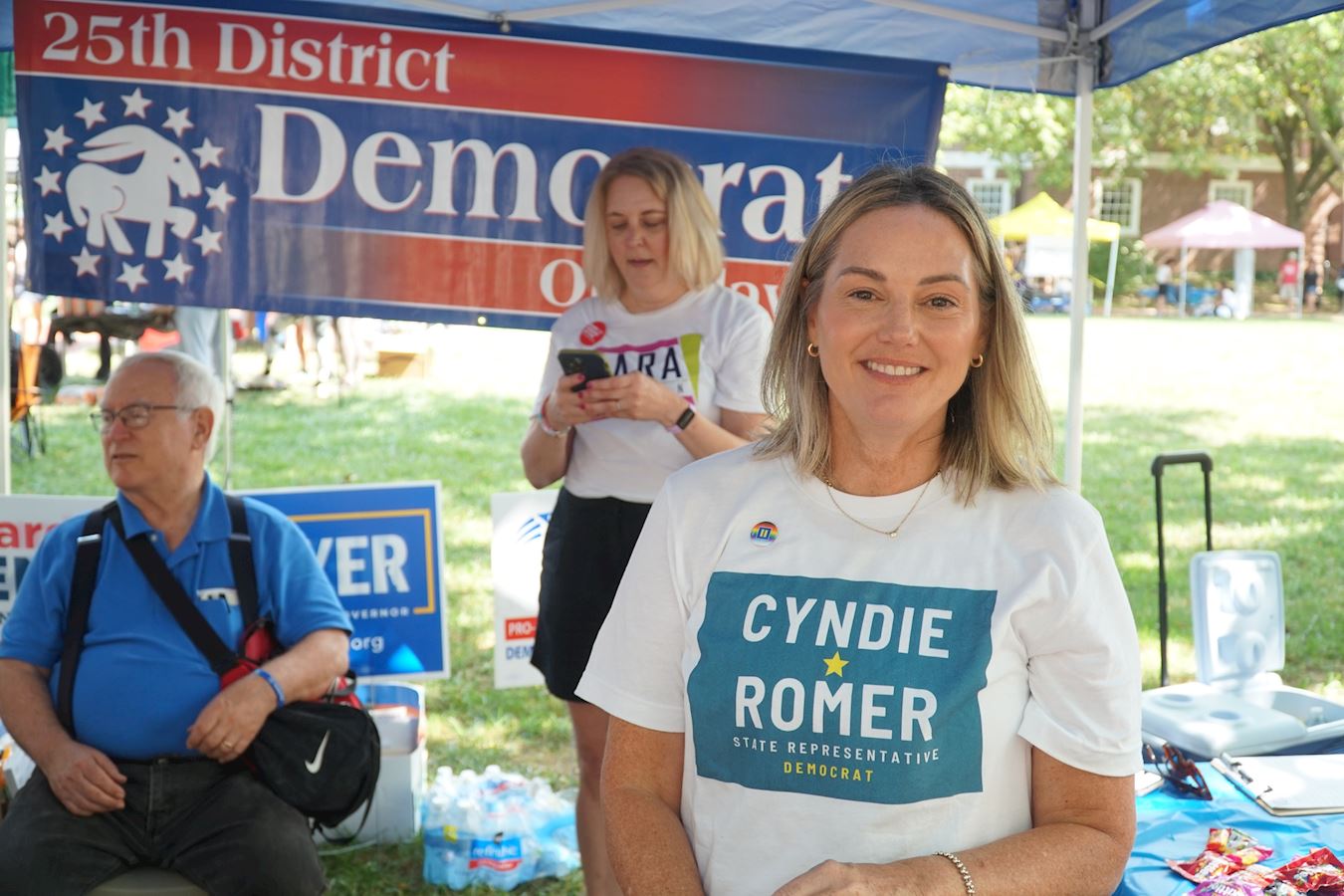 '图12:特拉华州第二十五选区众议员辛迪‧罗默 (Cyndie Romer)表示要投票支持结束中共活摘法轮功学员的罪行。'