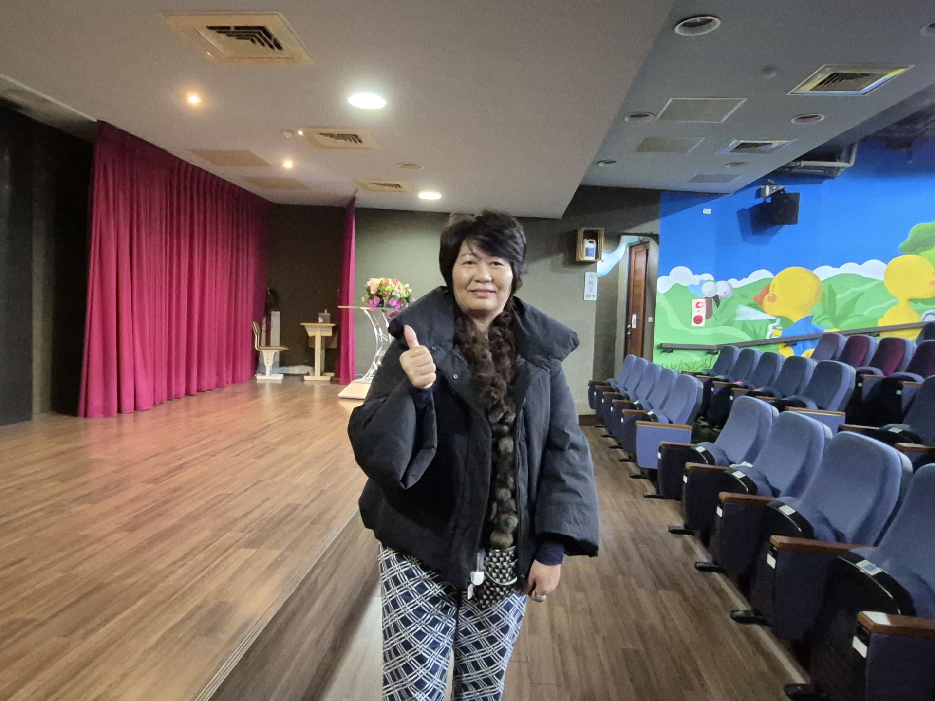图3:扶轮社成员蔡函霖认为这部电影真的可以救台湾。