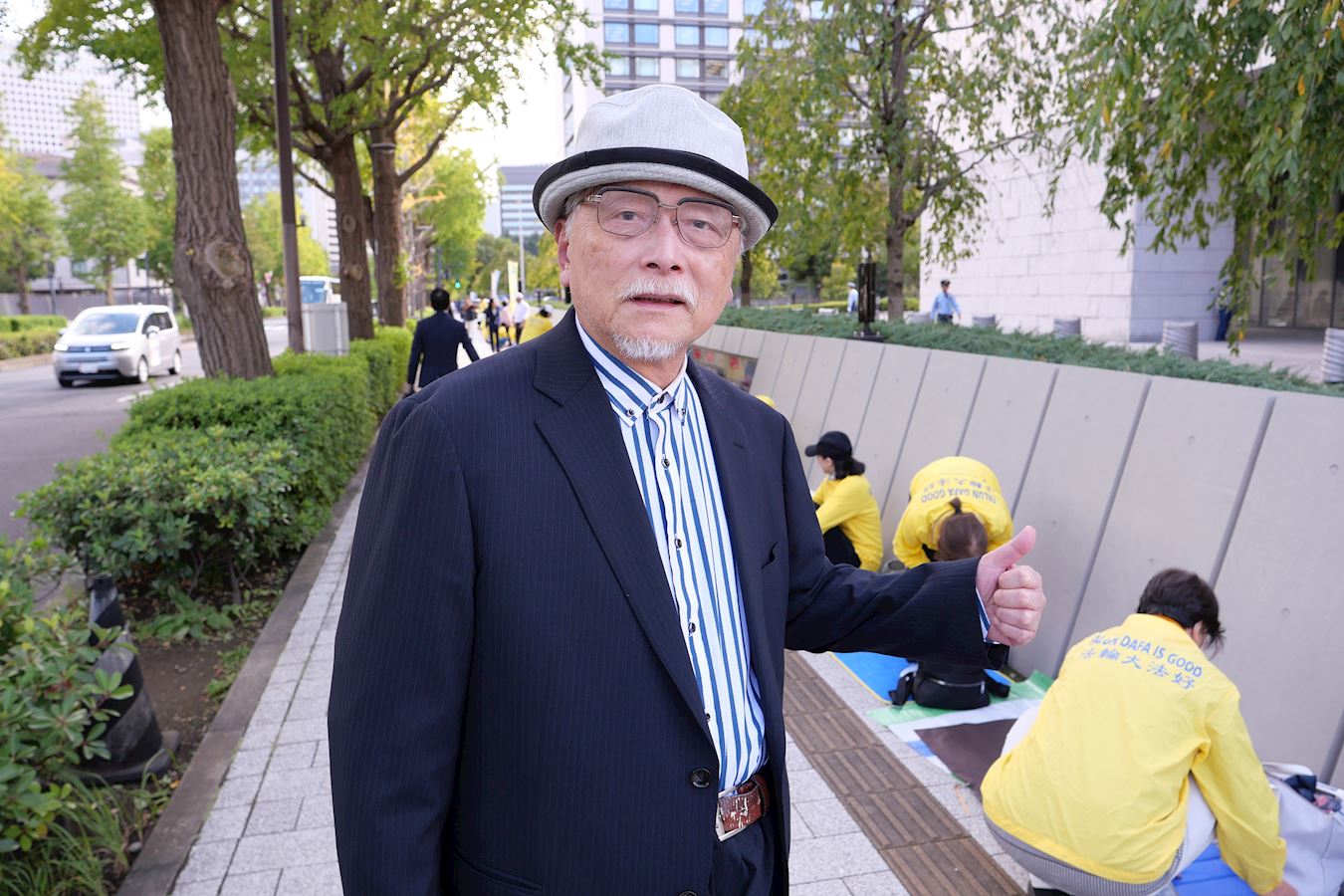 '图3:水墨画家宇宙大观先生'