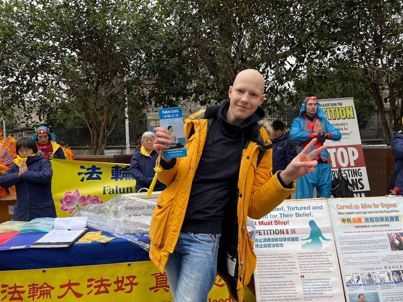'图8:来自乌克兰的尼克(Nick)说“每个人的生活都需要真、善、忍。没有了他,我们就不成其为人类。”'