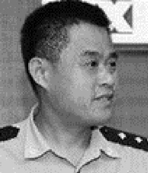 董正伟