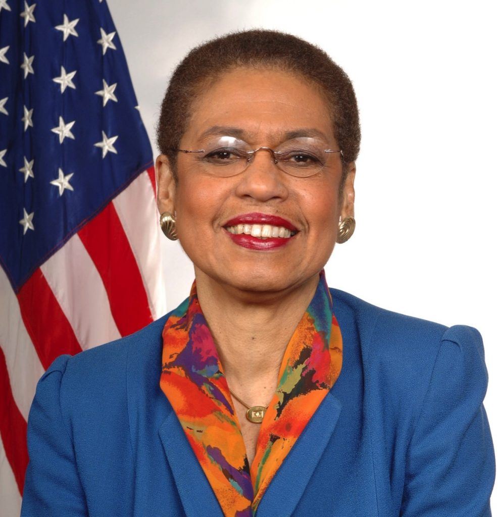 '图1:美国首都华盛顿的国会众议员埃莉诺·霍姆斯·诺顿(Eleanor Holmes Norton)'